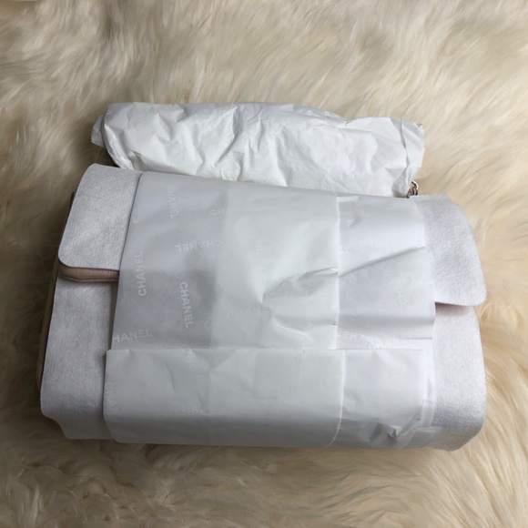 ❌Sold❌ 21K Chanel Metallic Pink Calfskin Mini Rectangular Crossbody Bag Silver - Picture 9 of 9